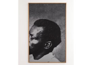 Ivan Grilo, Cabeça do Chico, Ouro de Rei), 2016 Enamel ink and acrylic on paper, 161.9 x 101.9 cm