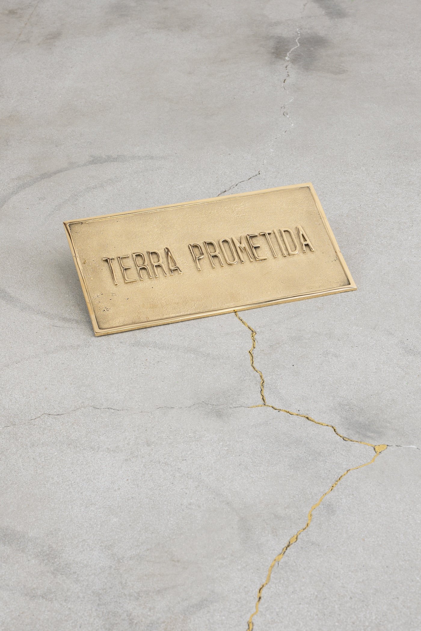 TERRA PROTEGIDA TERRA PROMETIDA IVAN GRILO_Societè Interludio