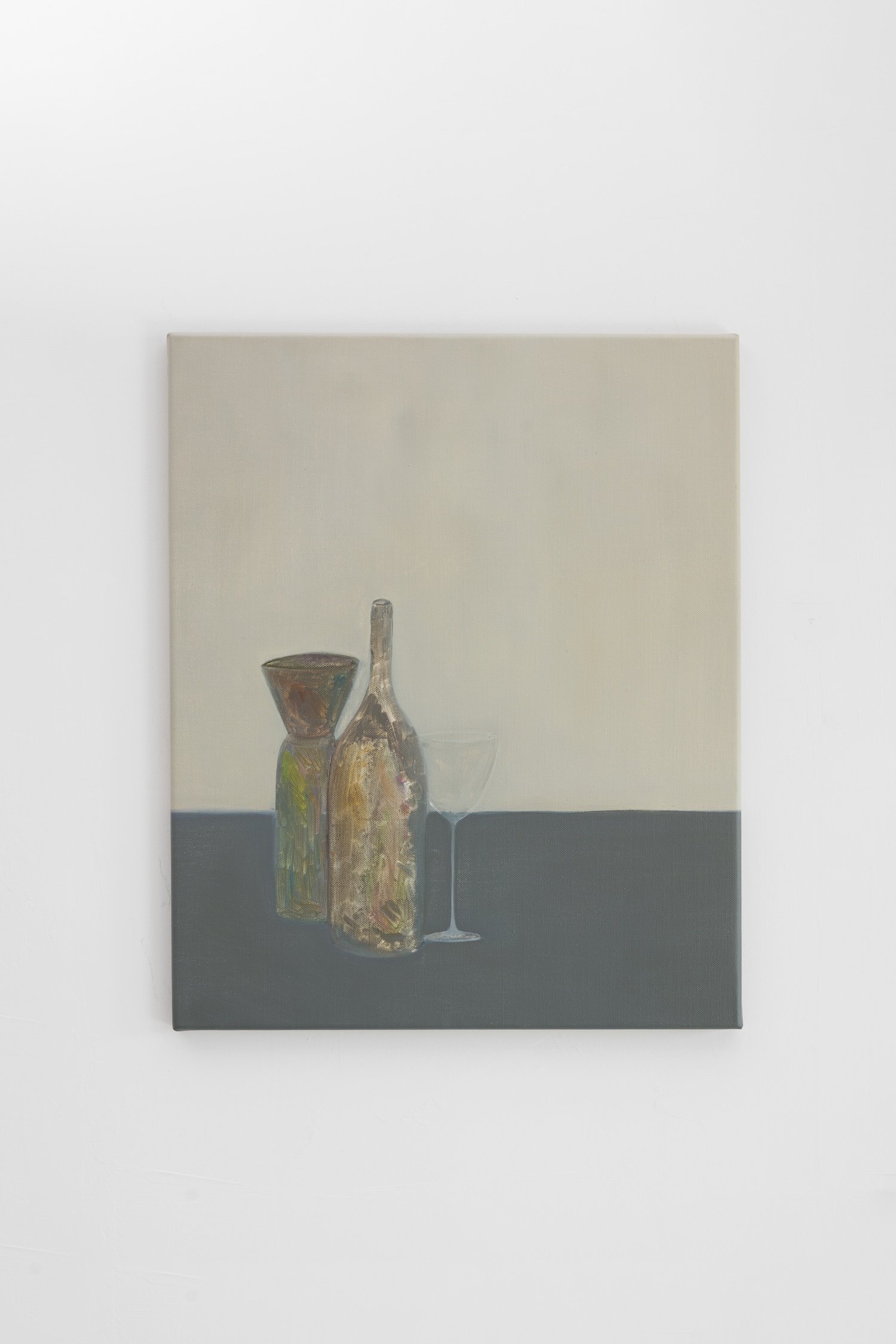Brisa Noronha, Taça desaparecendo, from _Pintura bem inacabada_ serie, 2026, Oil on linen, 65 × 55 cm ©stefano mattea